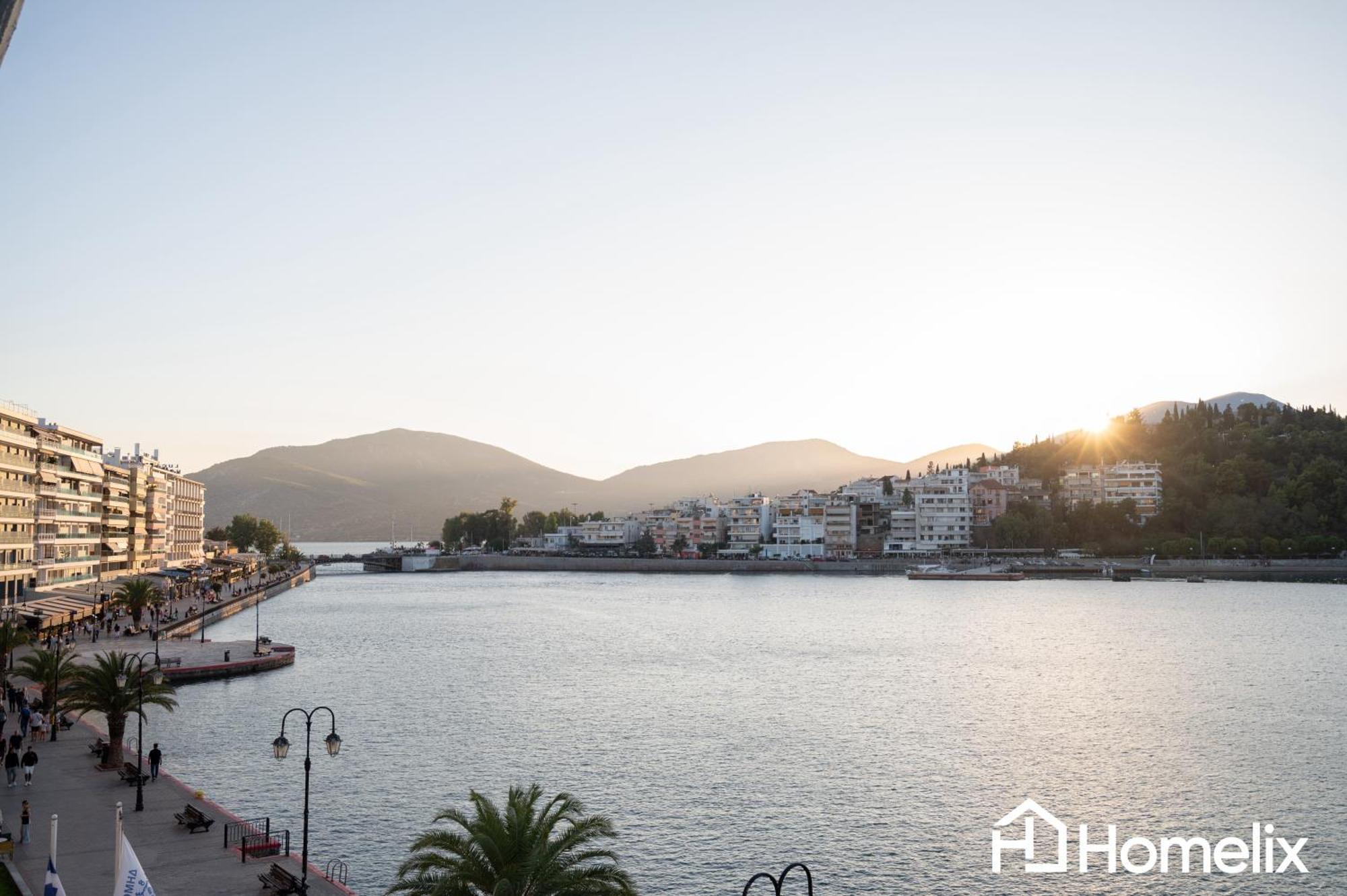 Amaya - Sea View Suites Chalkida Exterior photo
